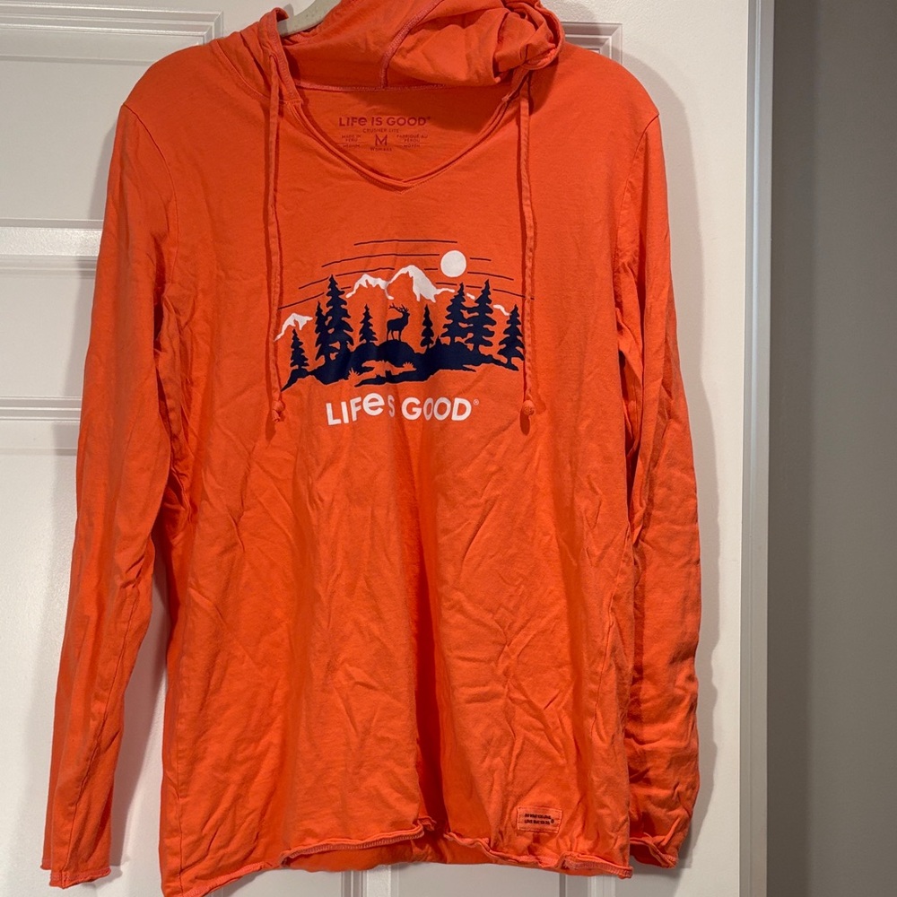 Life Is Good Coral Orange Hoodie with Mountain Scene size Medium🏞️🌄🌲